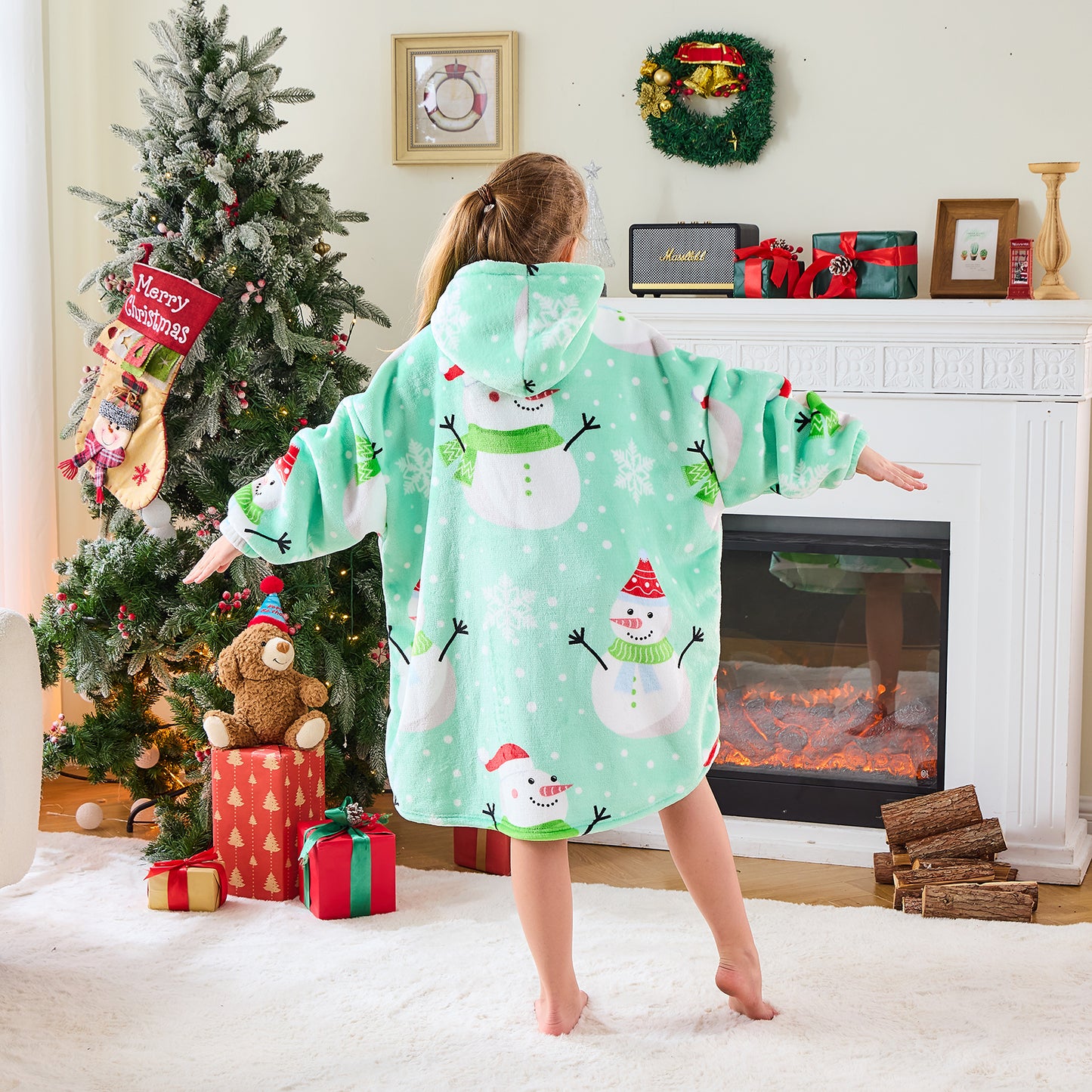 Snowman Print Kids Hoodie Blanket – Oversized Wearable Blanket