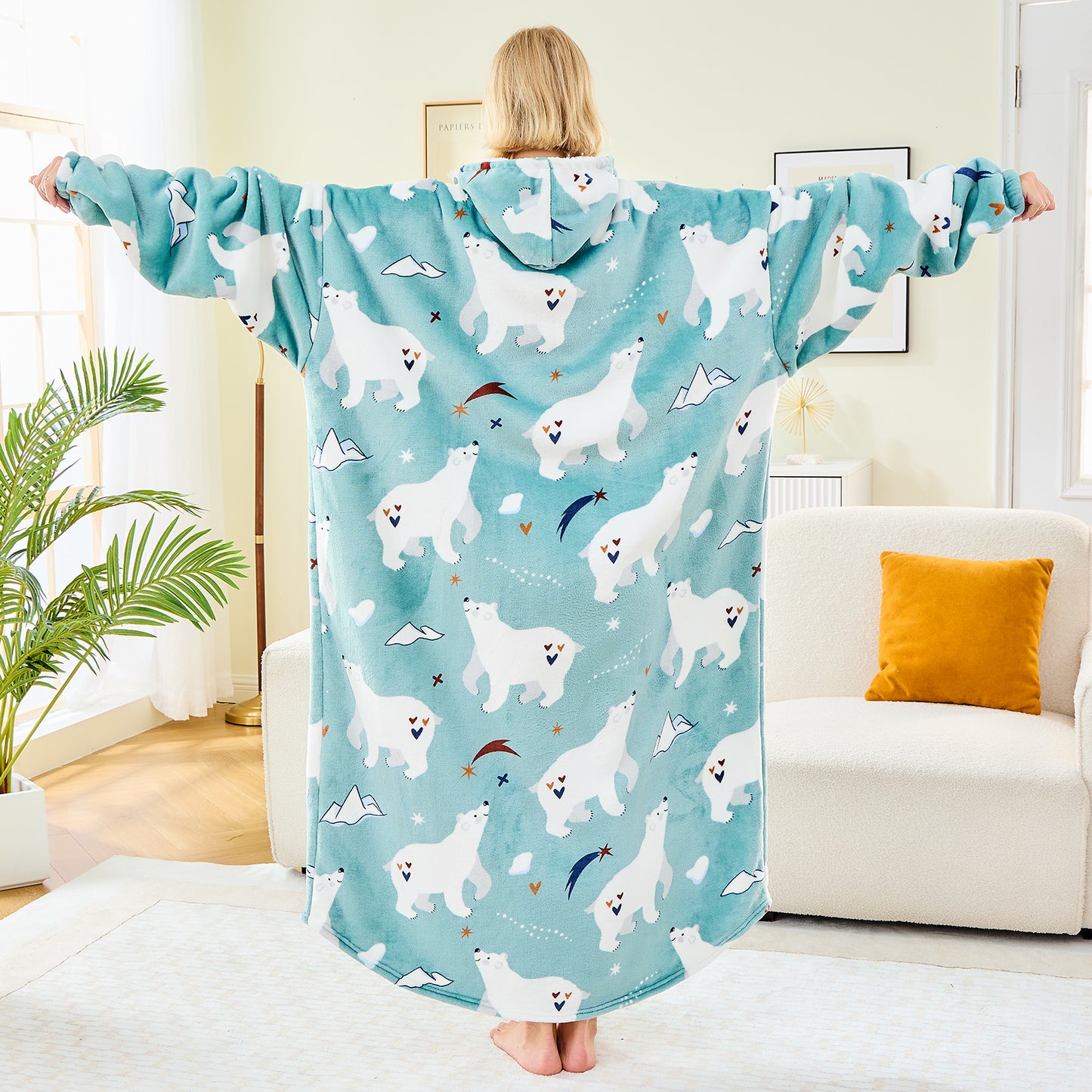 Extra Long Oversized Hoodie Blanket – Polar Bear Sherpa Fleece for Adults & Teens