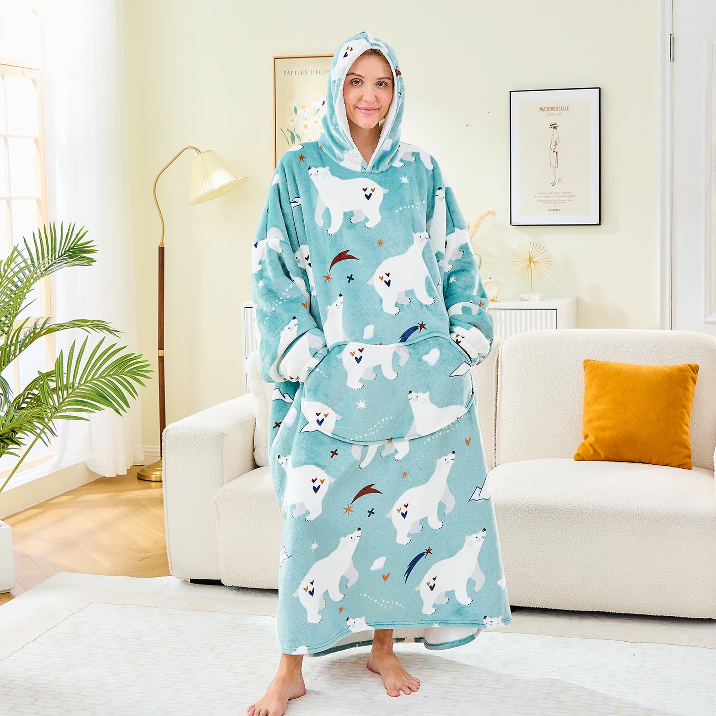 Extra Long Oversized Hoodie Blanket – Polar Bear Sherpa Fleece for Adults & Teens