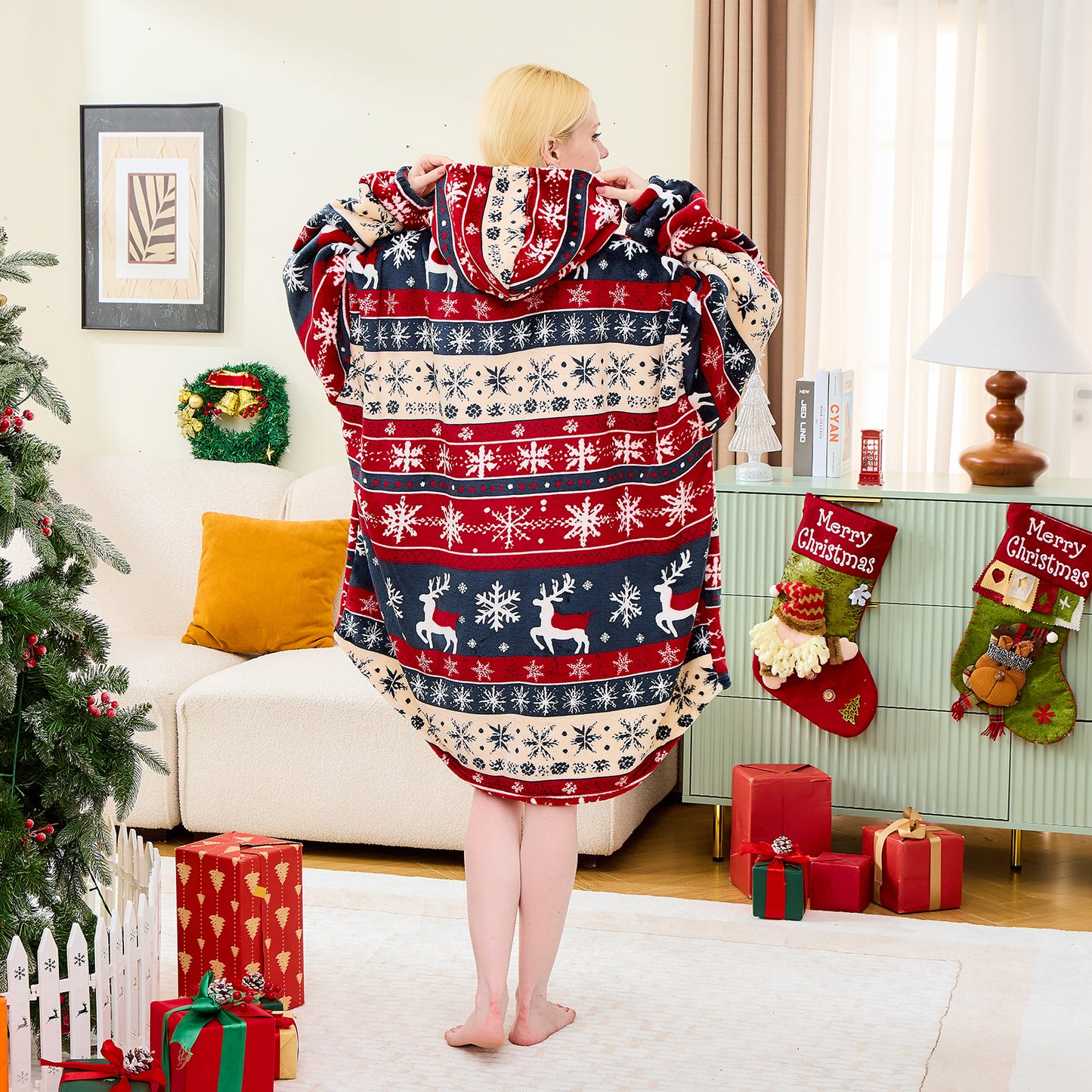 Oversized Christmas Hoodie Blanket – Warm Festive Wearable Blanket