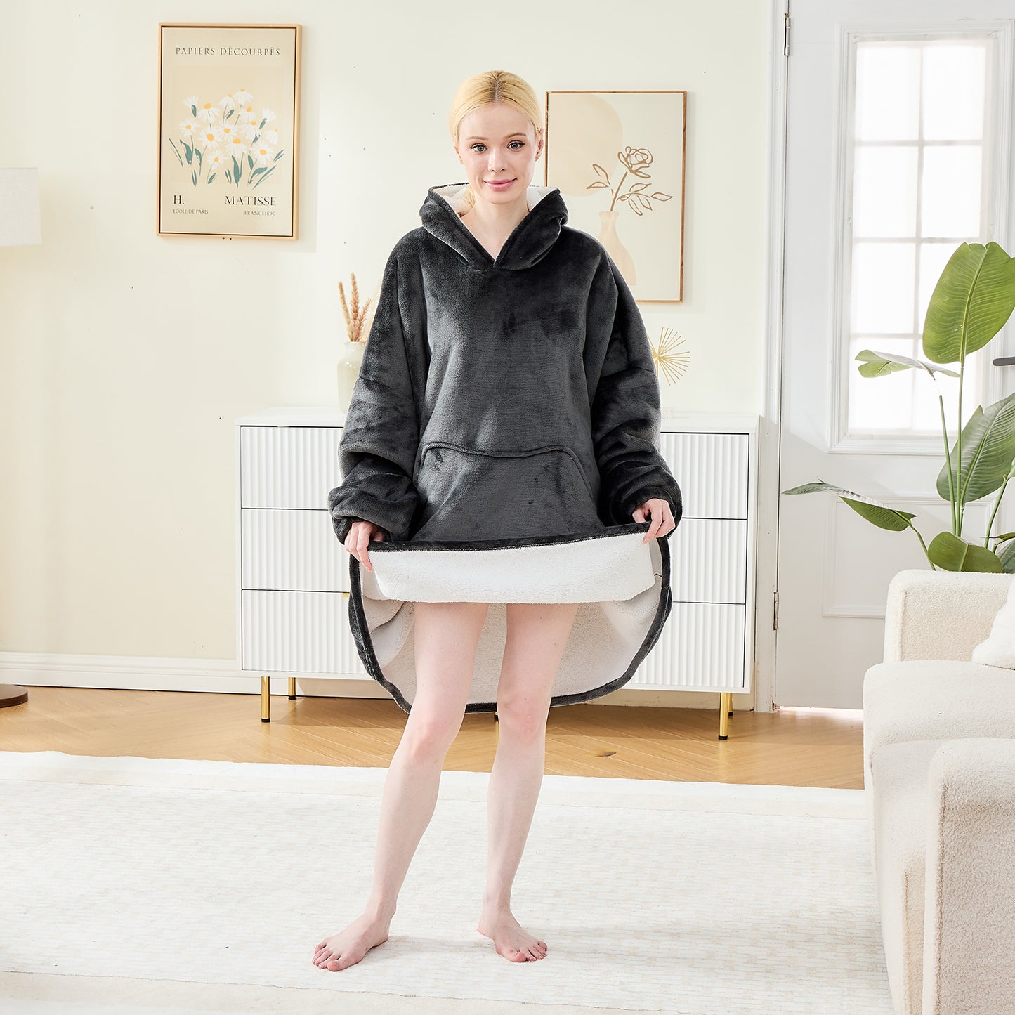 Premium Oversized Hoodie Blanket – Fleece & Sherpa Lined Cosy Wear
