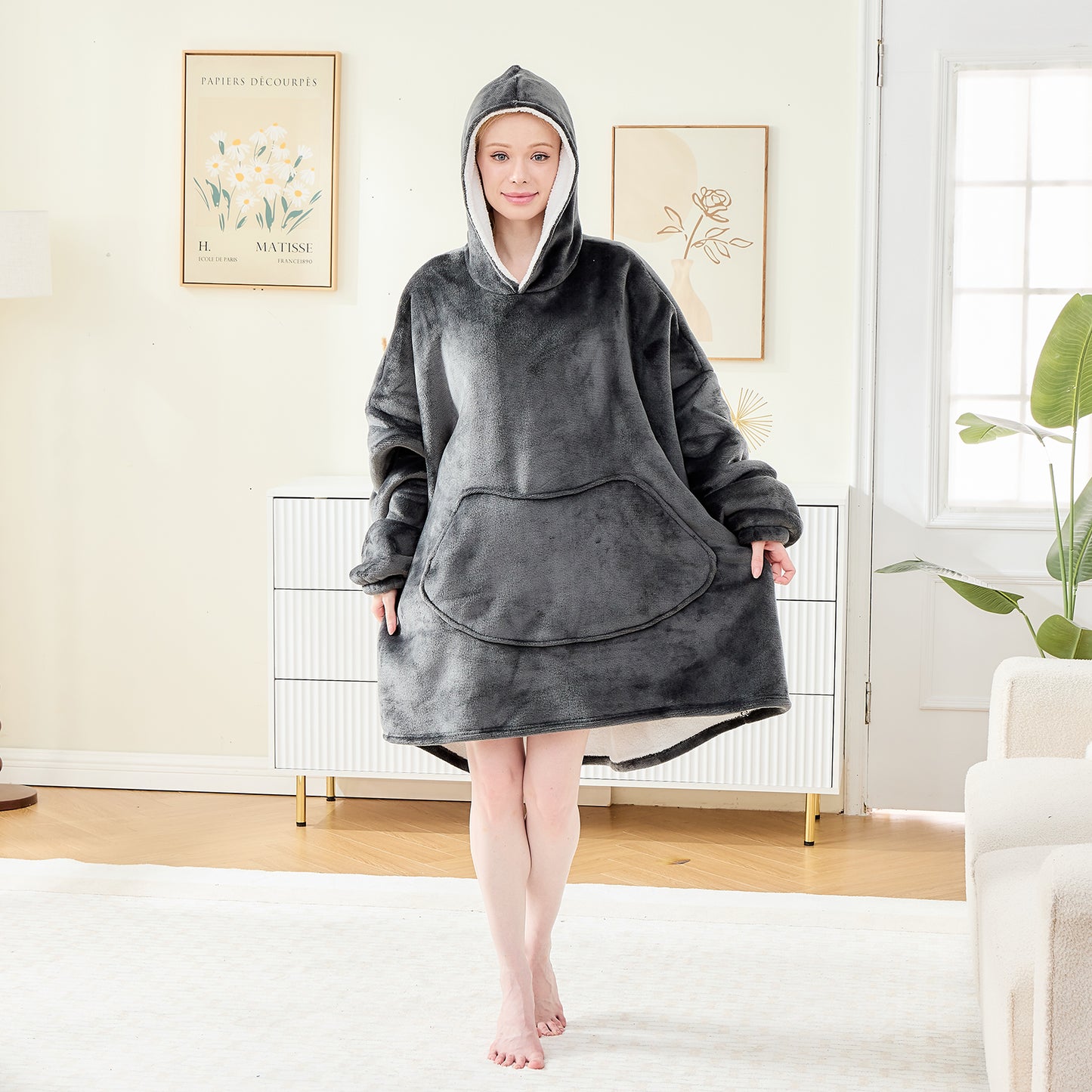 Premium Oversized Hoodie Blanket – Fleece & Sherpa Lined Cosy Wear