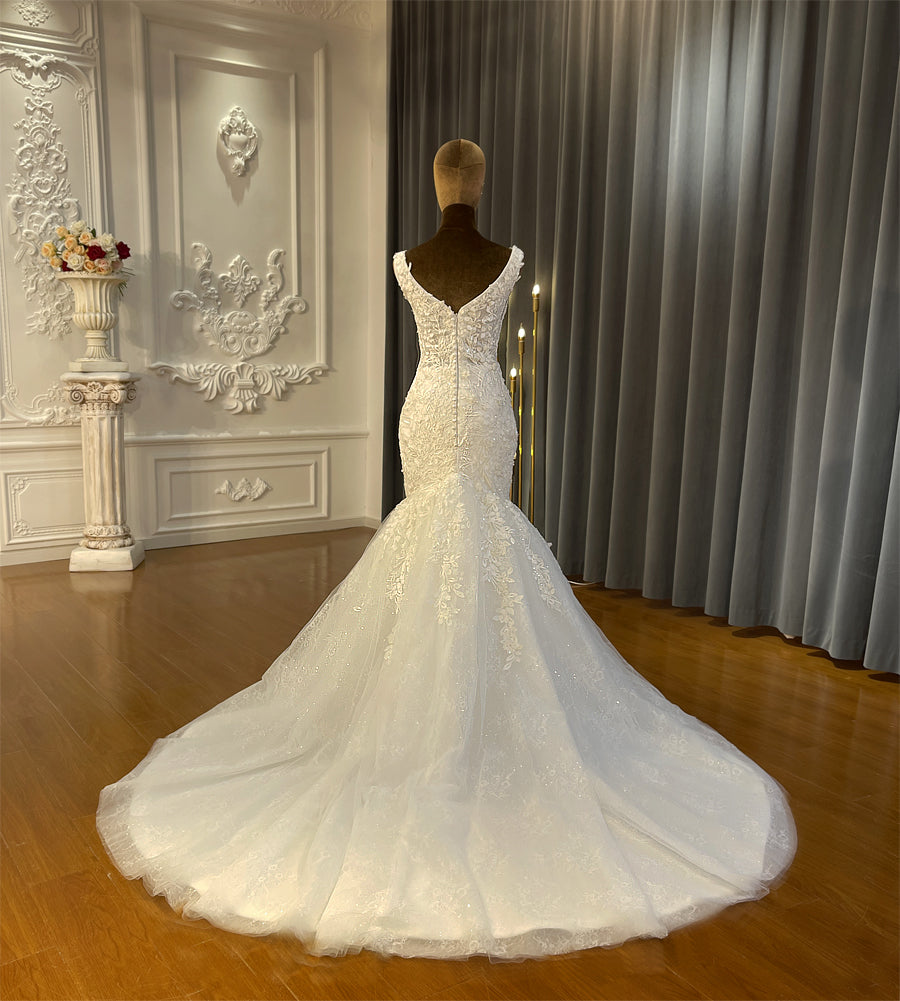 Beach Straps Illusion V Neck Applique Mermaid Wedding Dresses