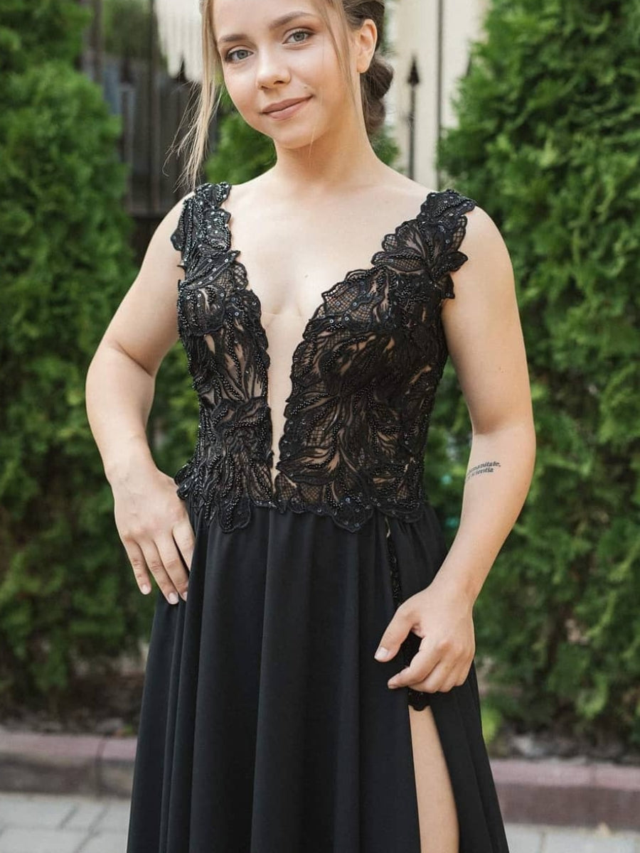 Sleeveless V-neck Black Wedding Dress With Side Slit