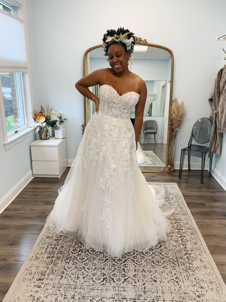 Strapless Sweetheart Applique A Line Wedding Dresses