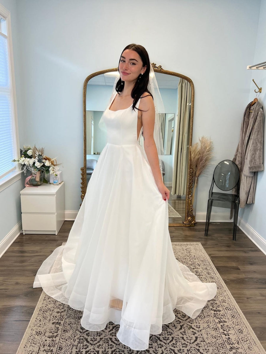 Satin Straps Stright Neckline A Line Wedding Dresses