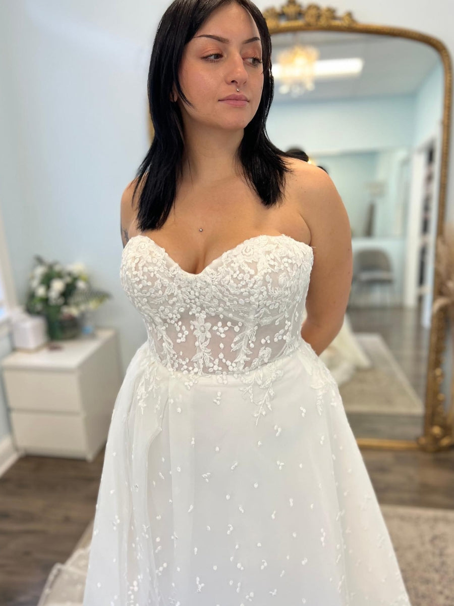 Applique Bodice A Line Wedding Dresses With Side Slit