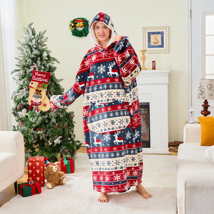 Beer Christmas Hoodie Blanket – Novelty Festive Wearable Blanket