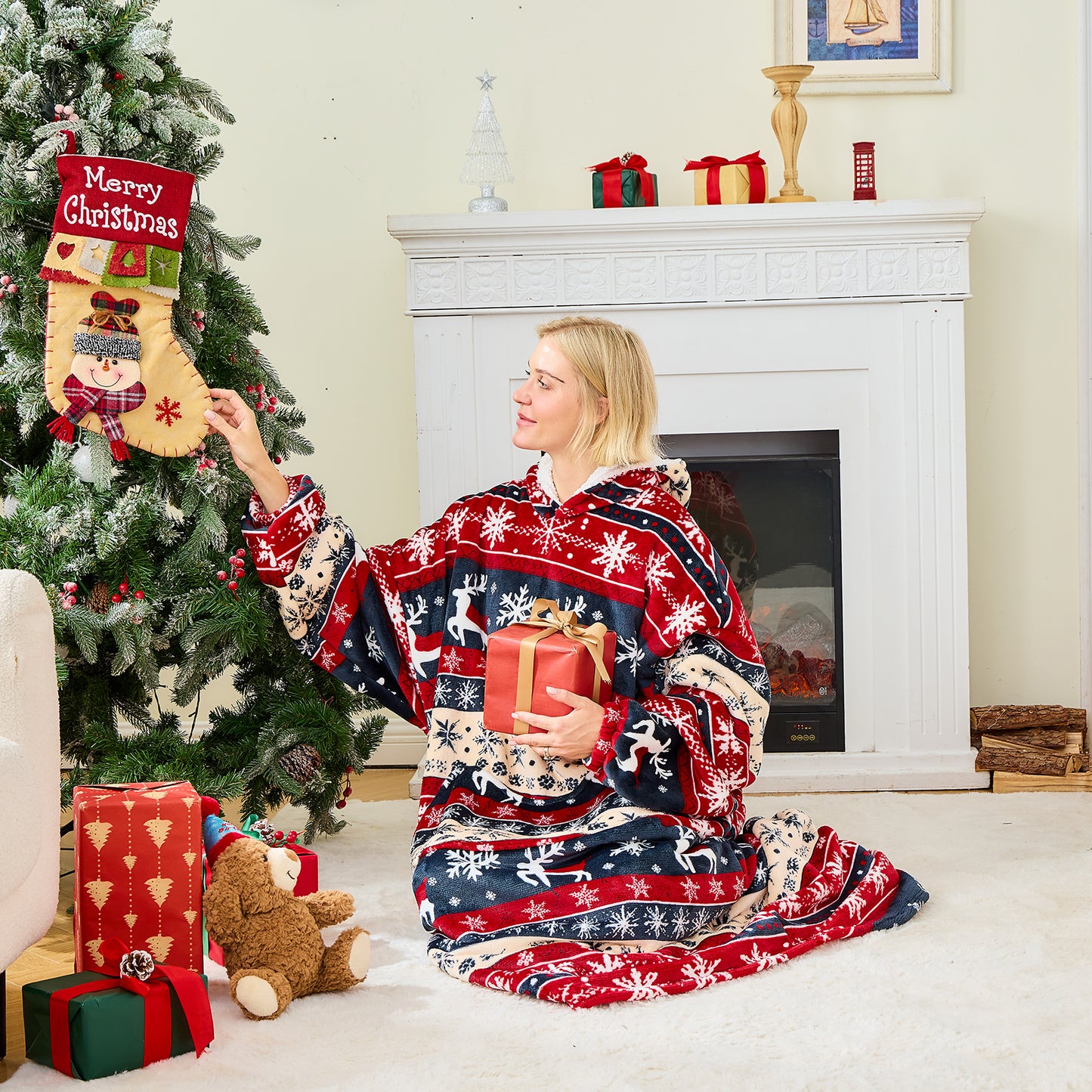 Beer Christmas Hoodie Blanket – Novelty Festive Wearable Blanket