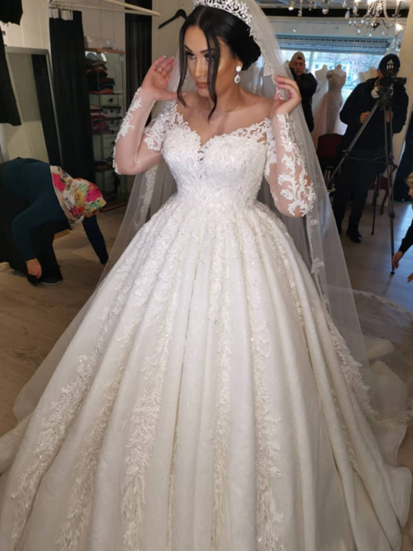 Luxury Sweetheart Long Sleeve Applique A Line Wedding Dresses